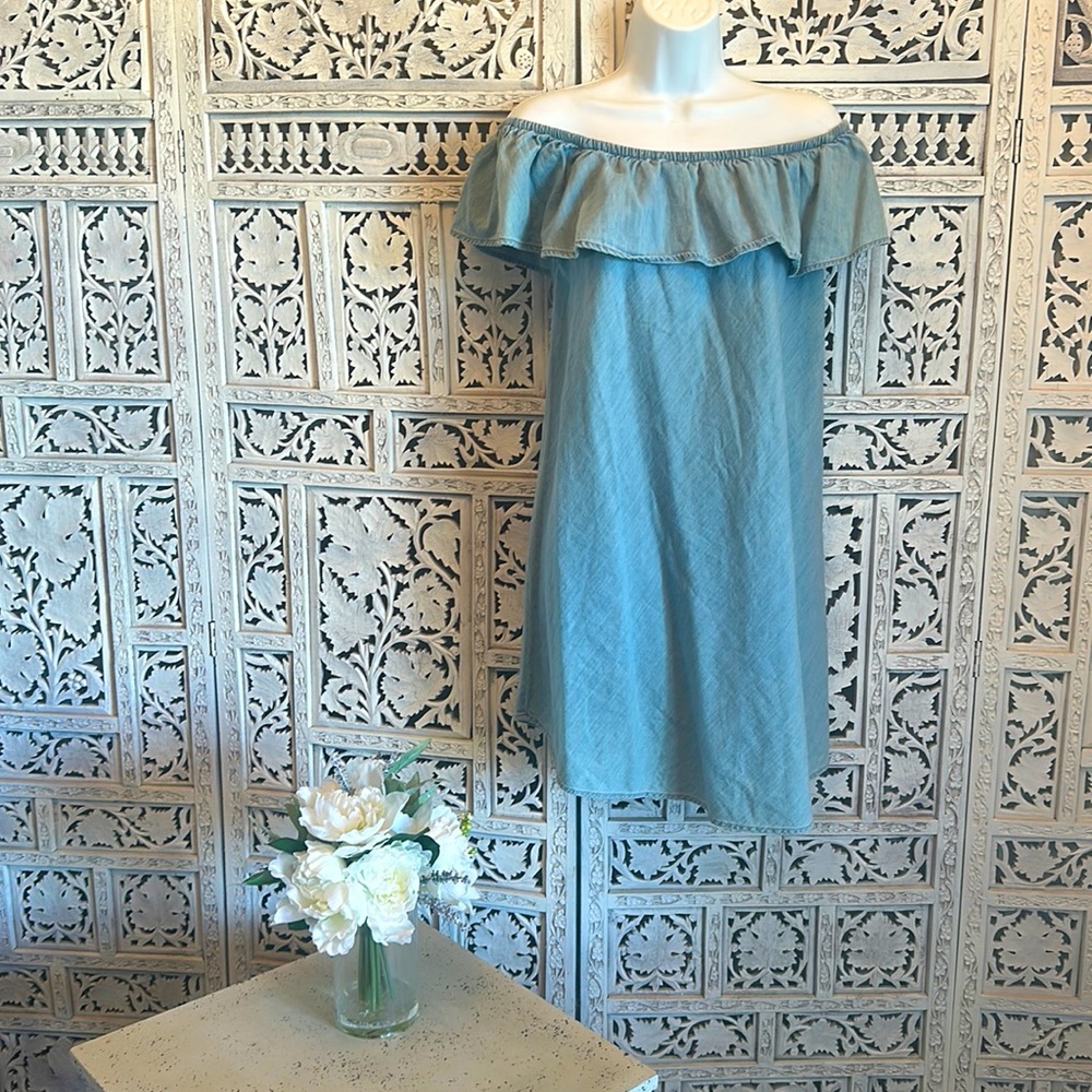Express Off shoulder denim dress.
